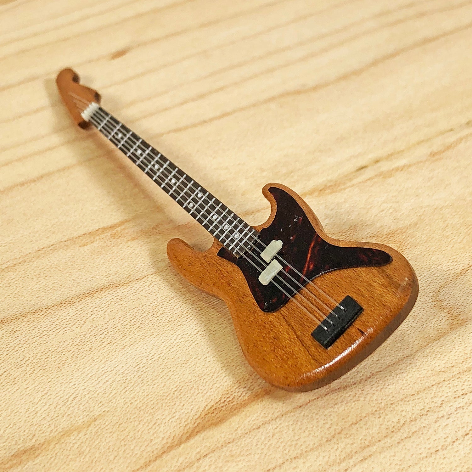 wholesale-bass-guitar-pin-online_0.jpg