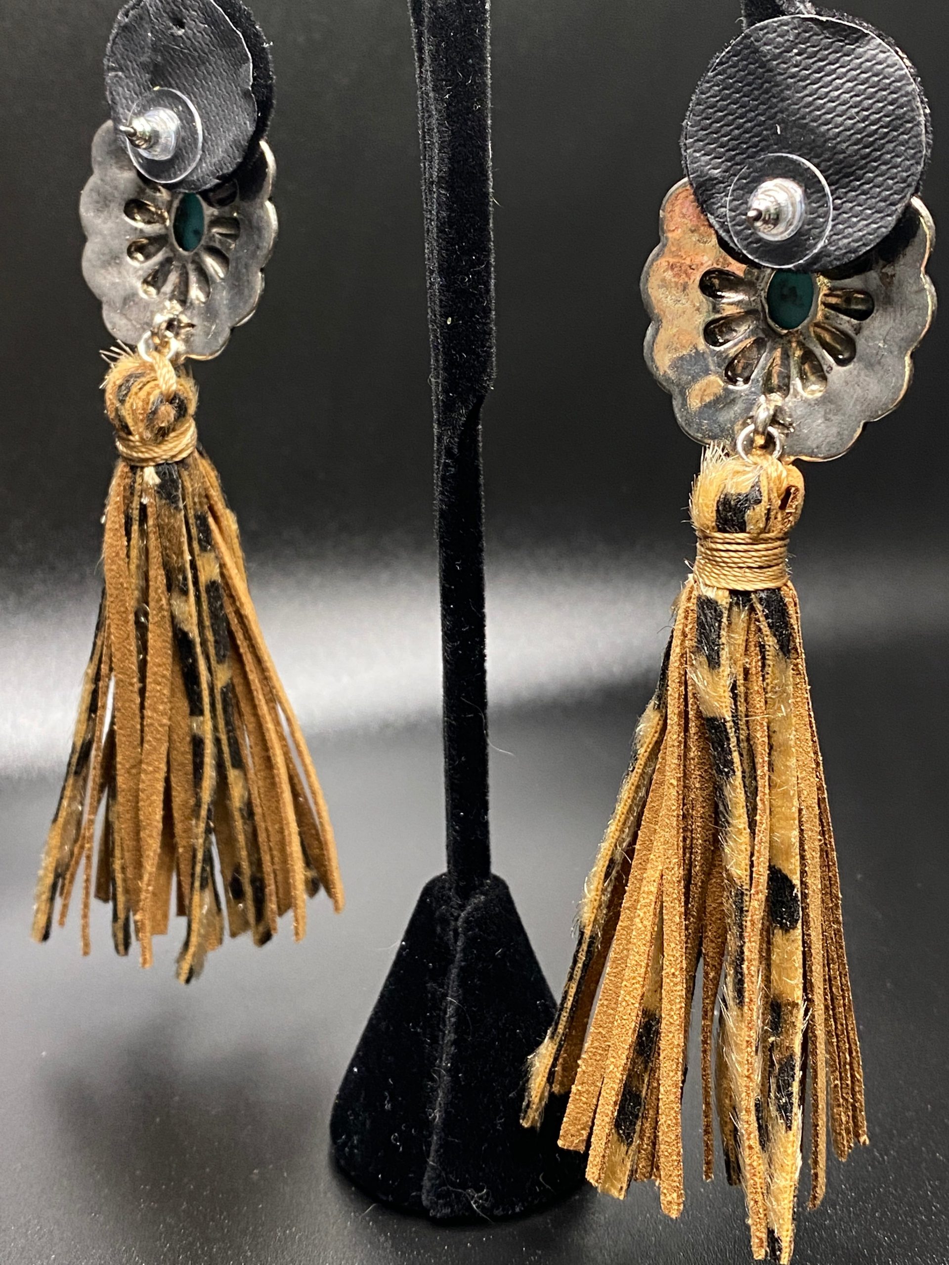 get-the-newest-concho-earrings-with-leather-cheetah-fringe-for-cheap_1.jpg