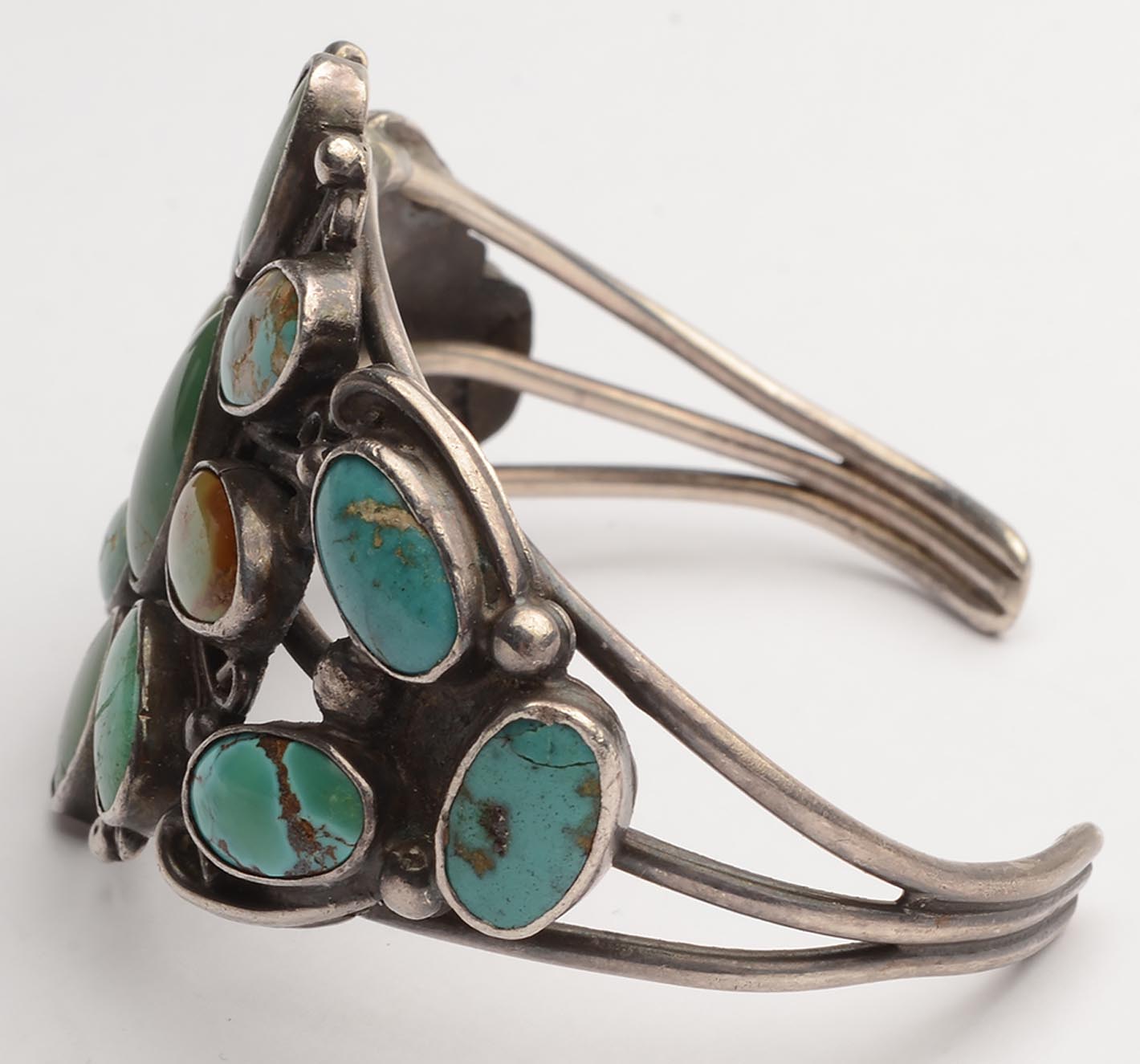 buy-cheap-wholesale-native-american-turquoise-bracelet-circa-1950-supply_2.jpg